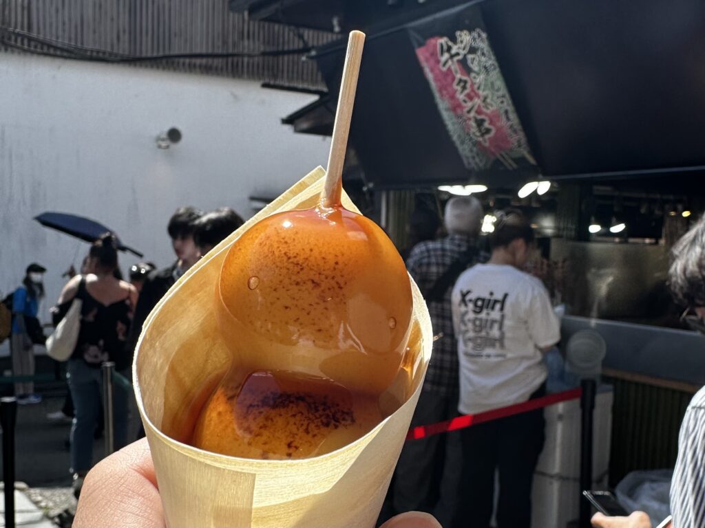 古都芋本舗（こといもほんぽ）のみたらし団子