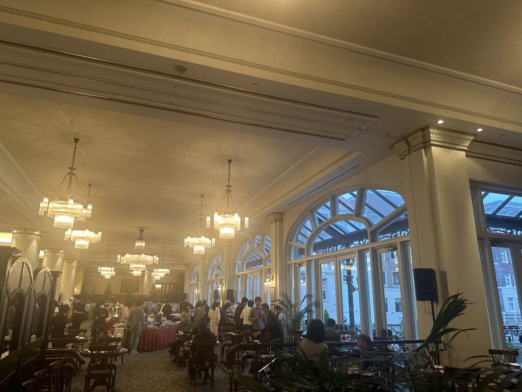 ホテルヨーロッパの朝食会場。