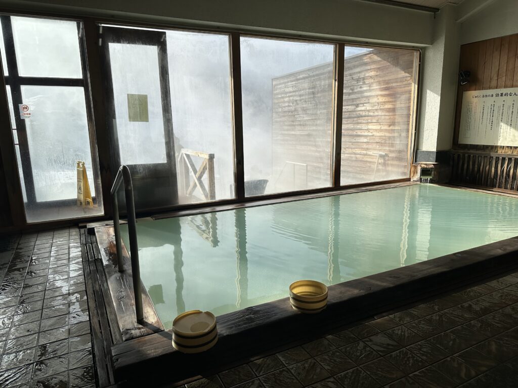 万座ホテルジュラクのお風呂。