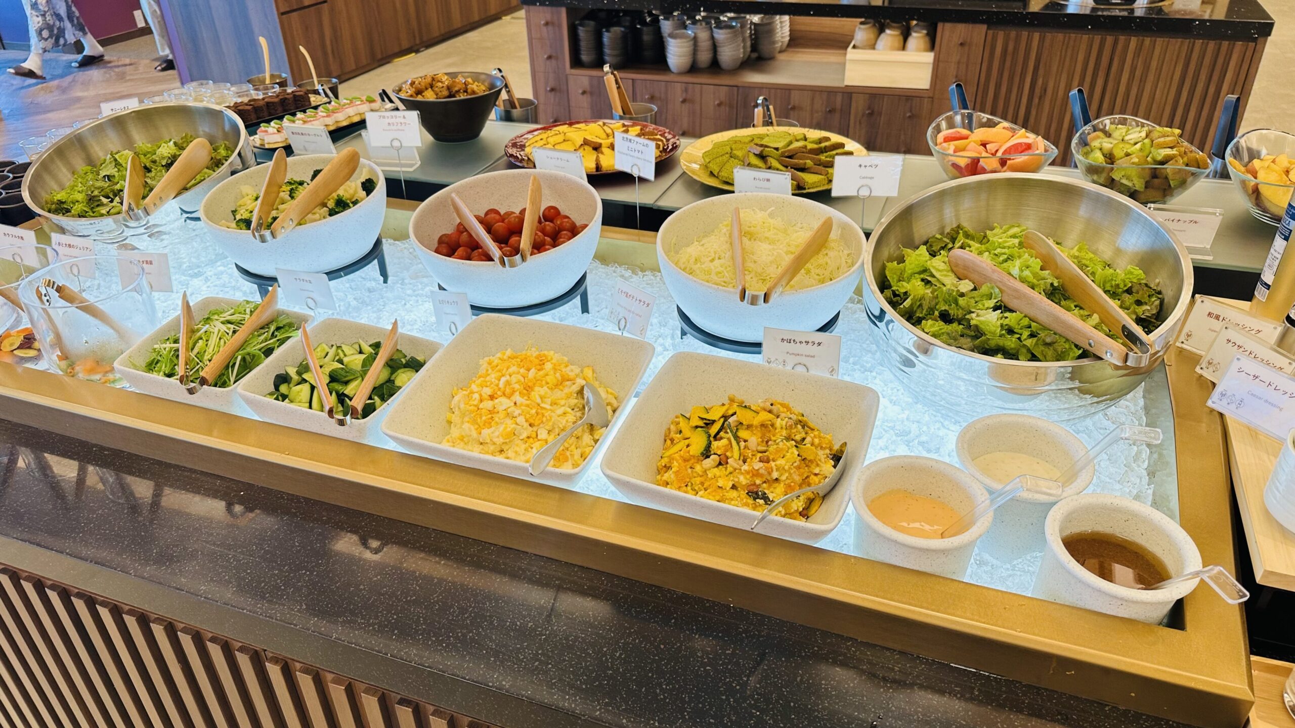 亀の井ホテル　リゾートのバイキング。