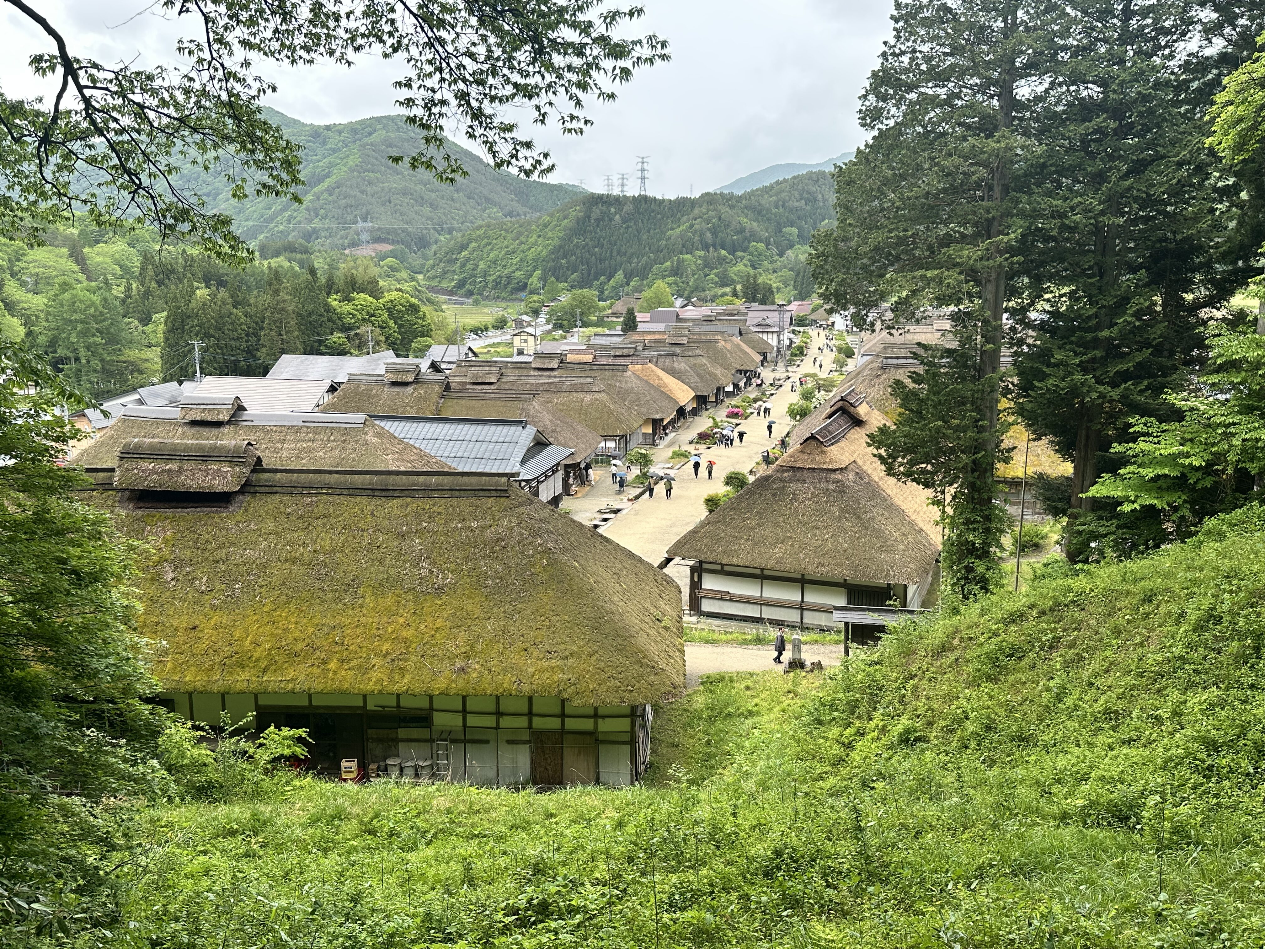 福島の有名観光スポットの大内宿。