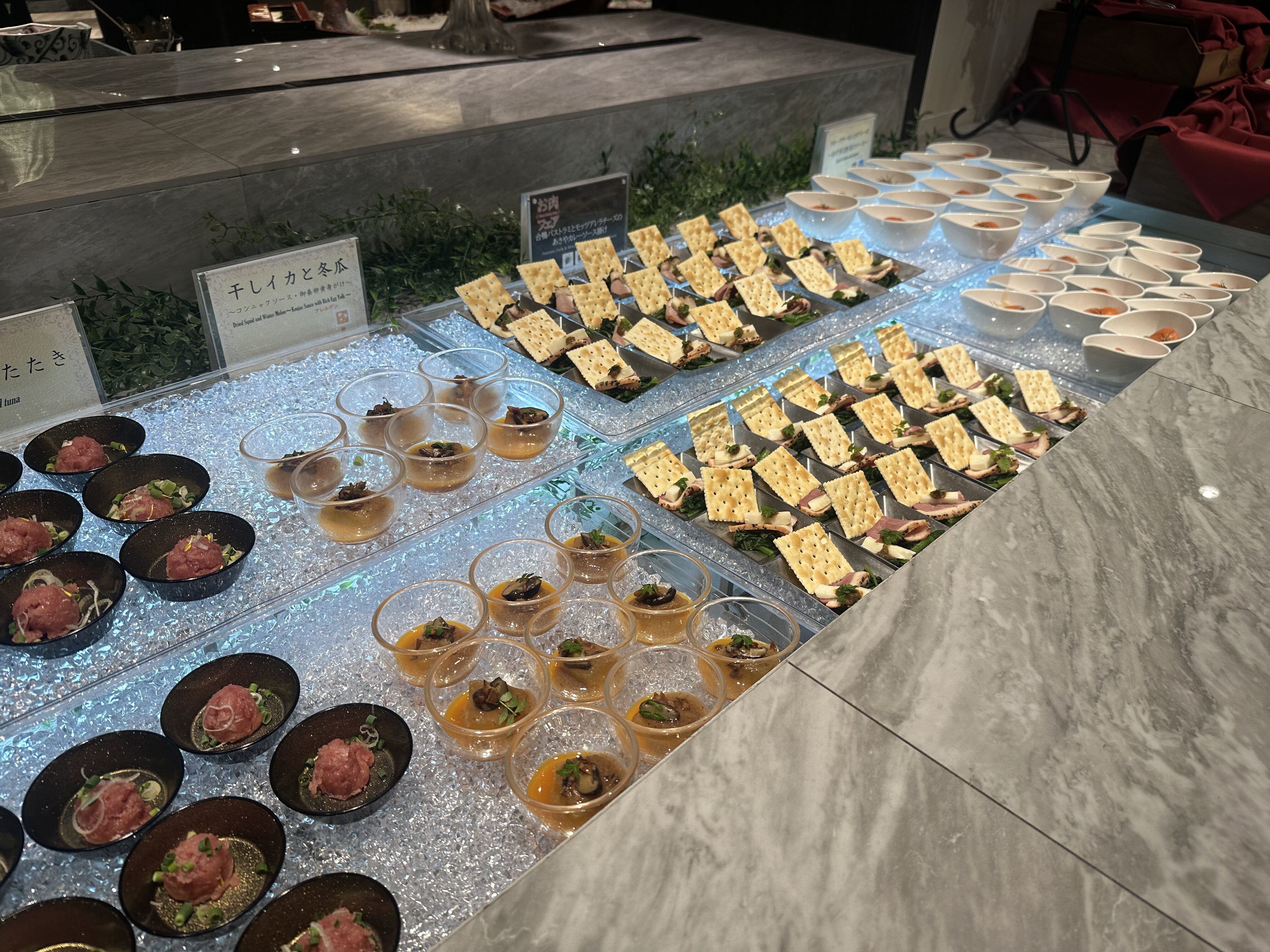 あさやの夕食ビュッフェ