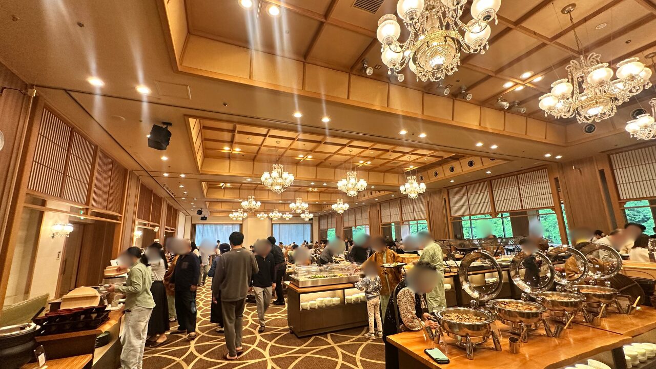 大川荘の朝食会場。