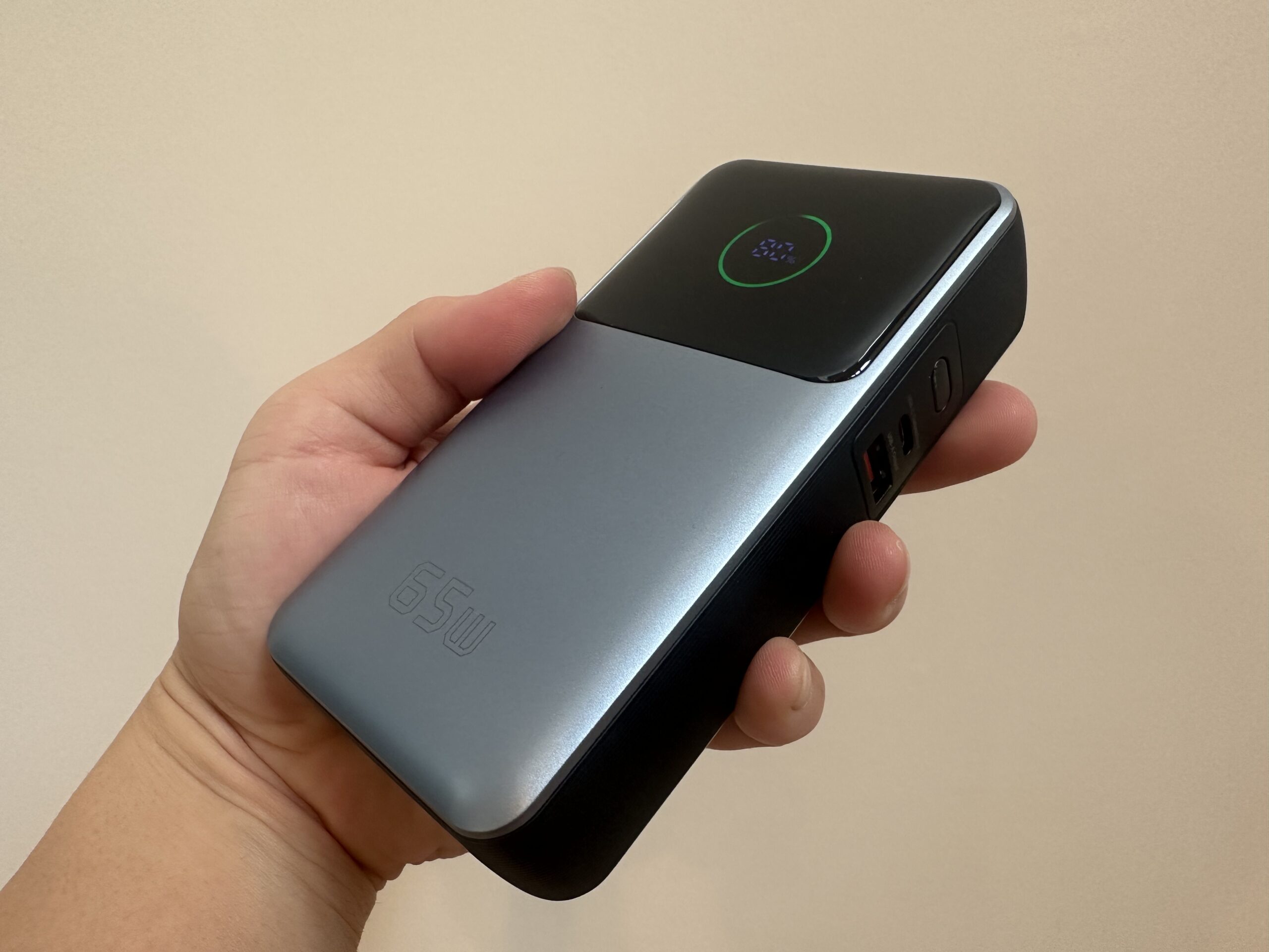 USJ旅行におすすめのモバイルバッテリー