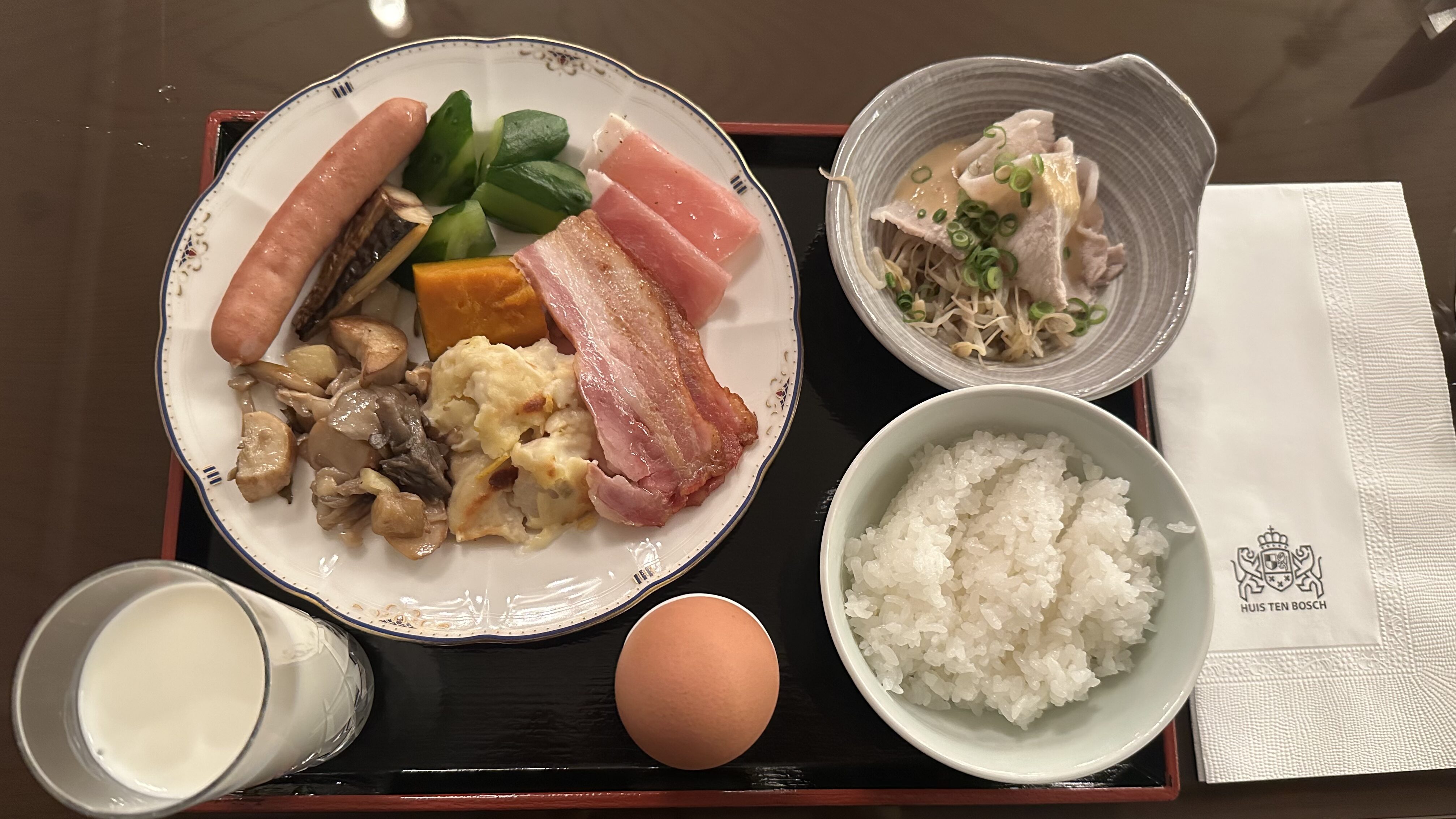 ホテルヨーロッパの朝食。