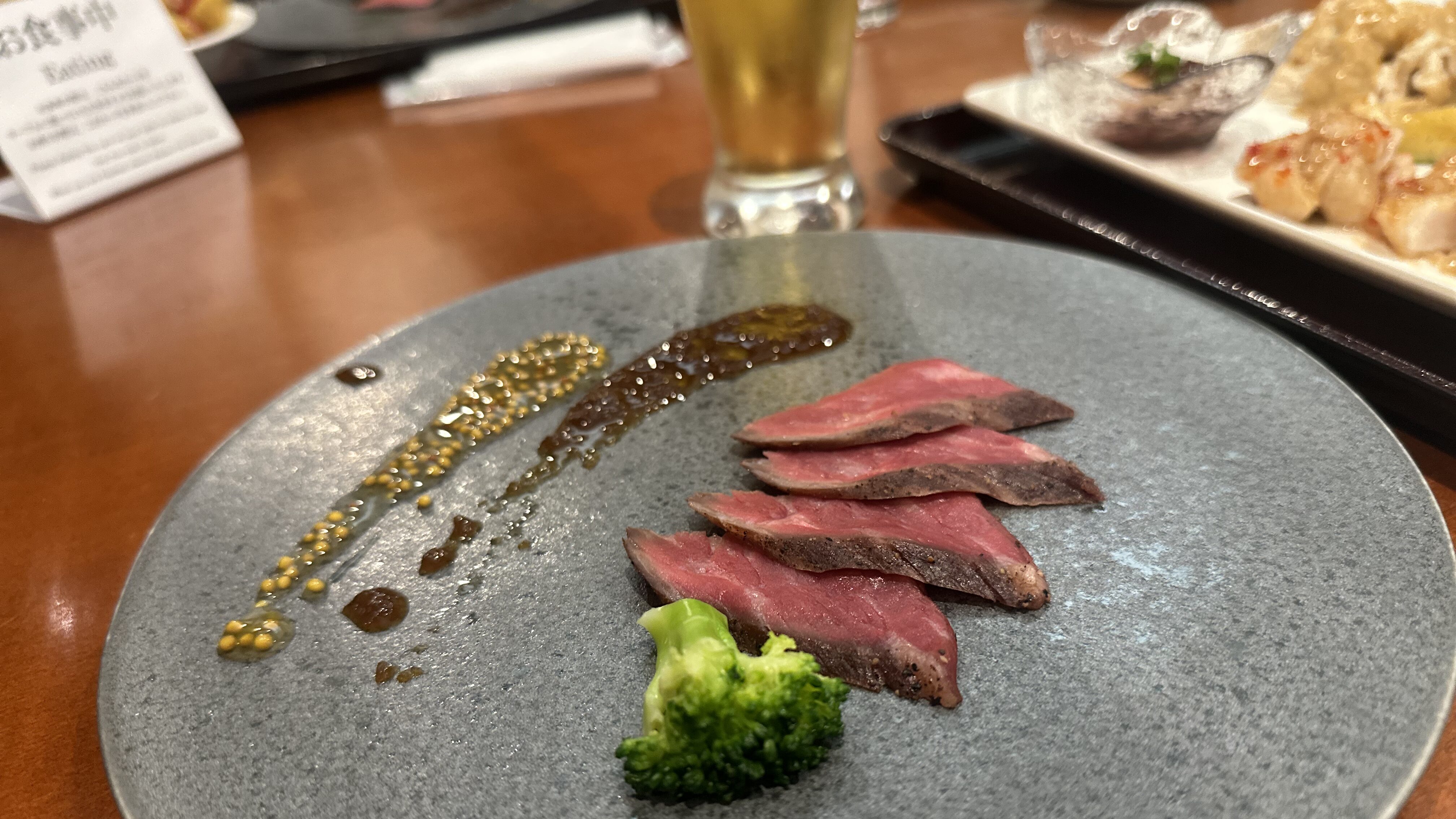 万座ホテルジュラクの夕食バイキング。