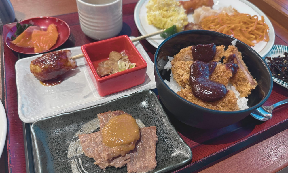 御宿東鳳の夕食バイキングで実際に選んだ料理